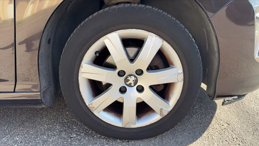 Peugeot 308 1.6 VTI 120 - Active – 2012 – 84794 km – Essence – Boîte Manuelle — photo 16