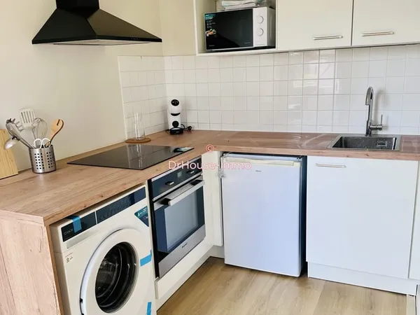 À LOUER Agréable T1 bis meublé d'environ 31 m² Quartier Leclerc, Poitiers