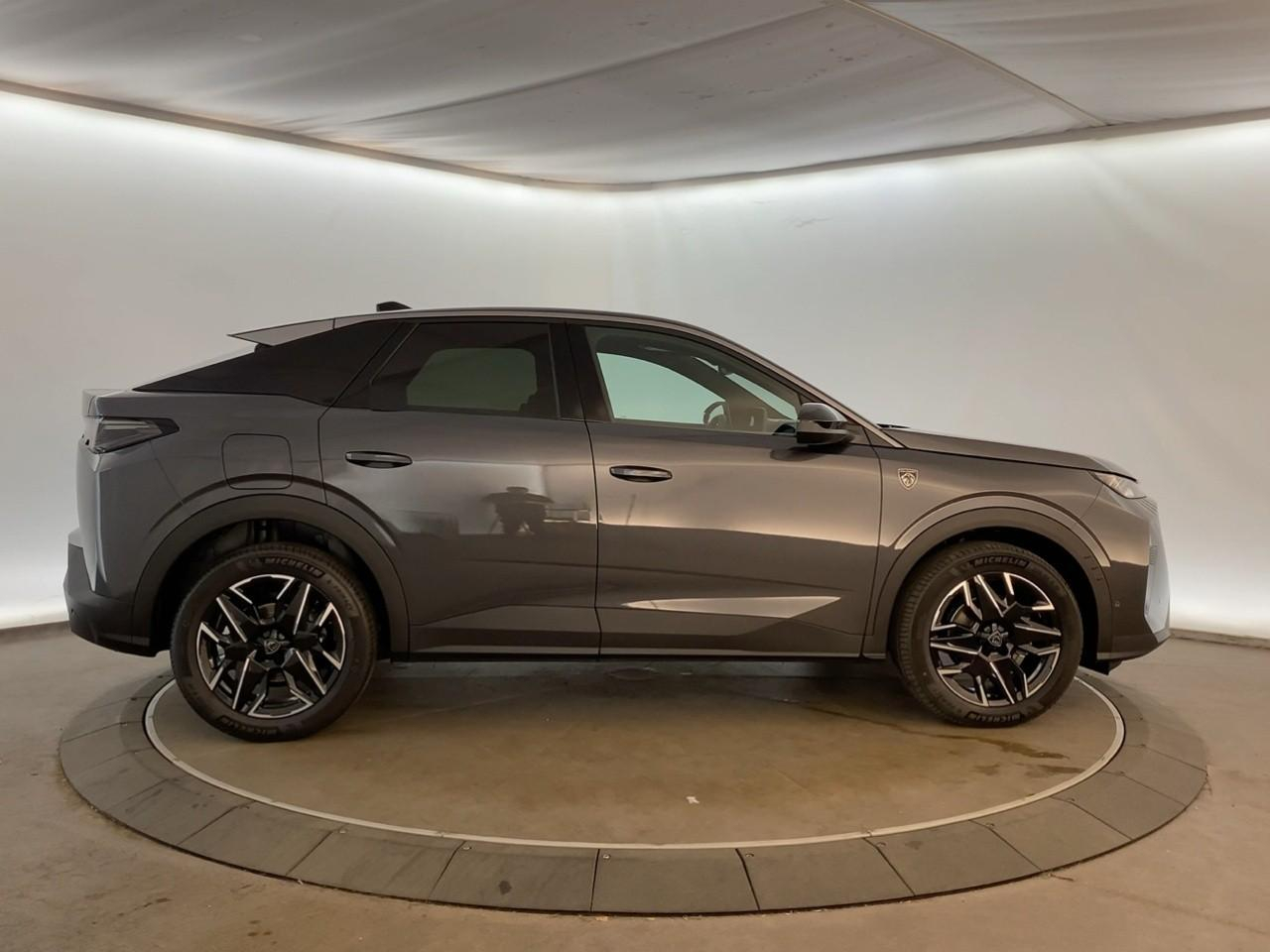 Peugeot 3008 hybrid 145 e-dcs6 gt — photo 4