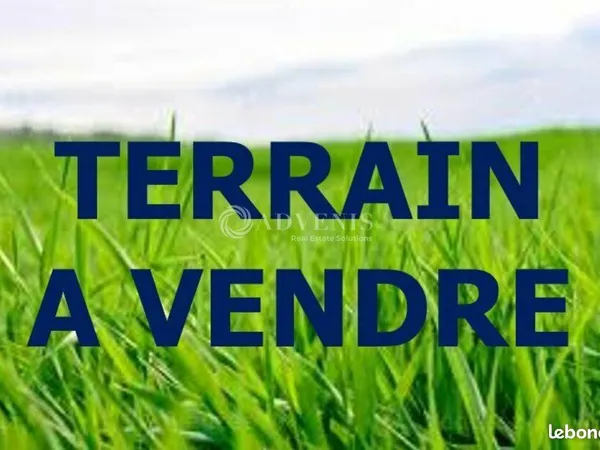 Terrain 1 700 m² Saint Germain Du Puy