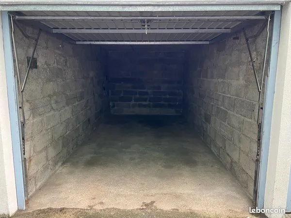 Garage à louer