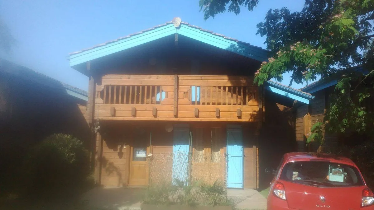 Photo 1