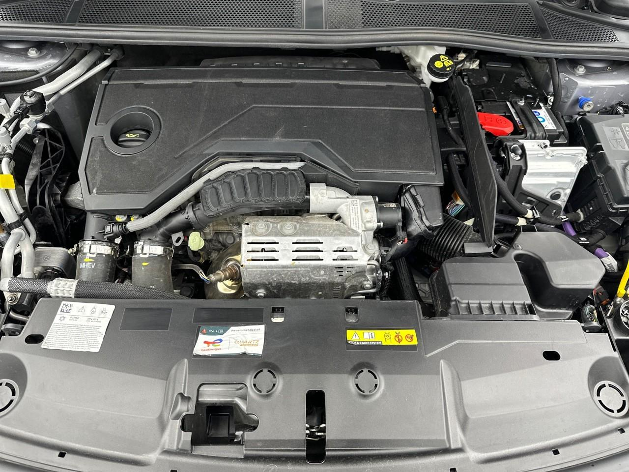 Peugeot 308 hybrid 145 e-dcs6 allure — photo 14
