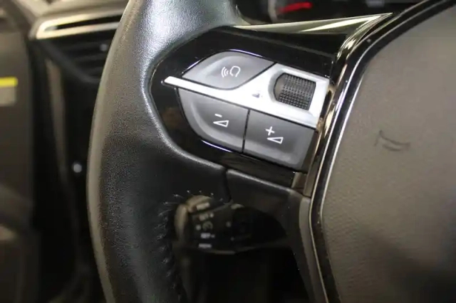 Peugeot 2008 bluehdi 130 s&amp;s eat8 — photo 19