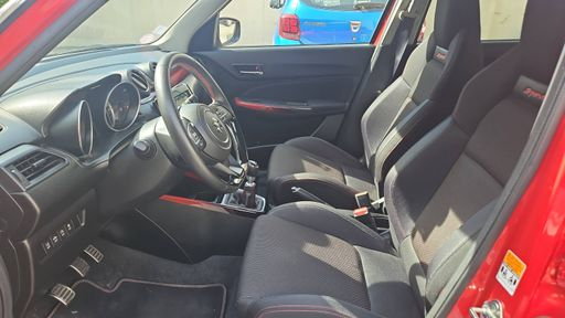 Suzuki Swift 1.4 Boosterjet 140 - Sport – 2019 – 72895 km – Essence – Boîte Manuelle — photo 15