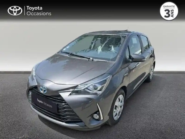 Toyota Yaris 100h dynamic 5p my19