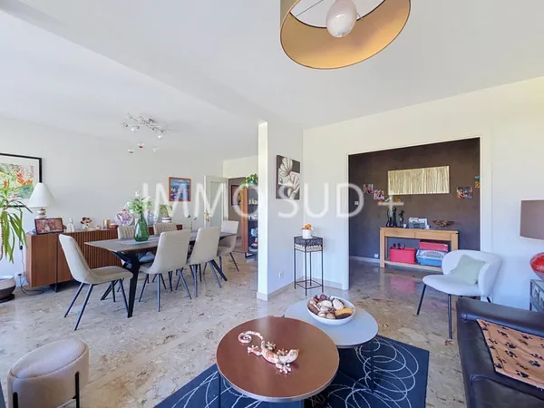 Appartement 6 pièces 130 m²