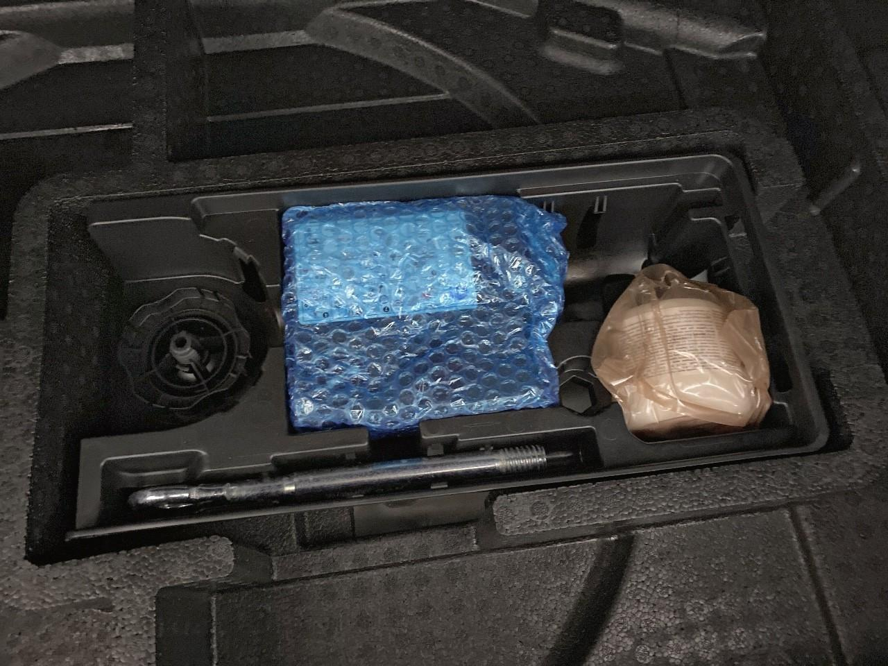Peugeot 308 hybrid 145 e-dcs6 allure — photo 12
