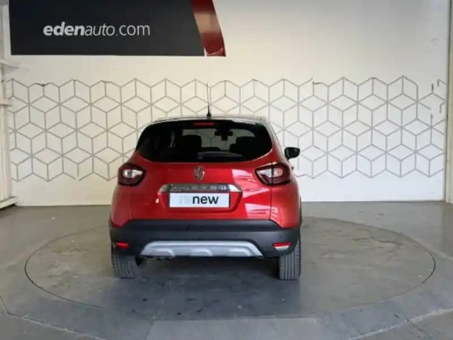 Renault Captur tce 150 fap edc — photo 67