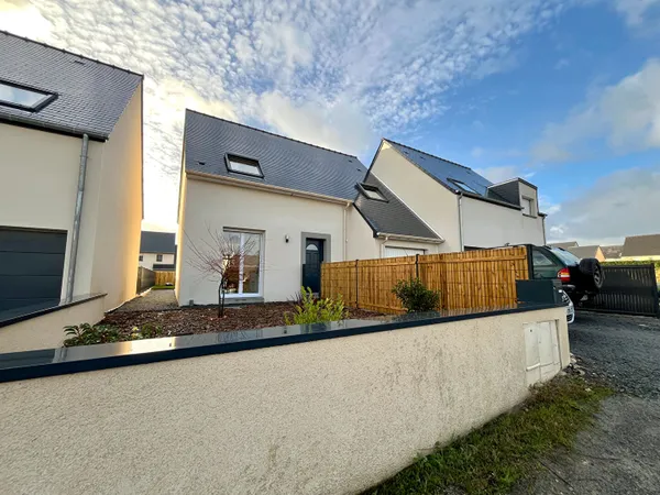 A vendre maison moderne et connectée Combourg idéalement située proche gare et centre d'environs 104