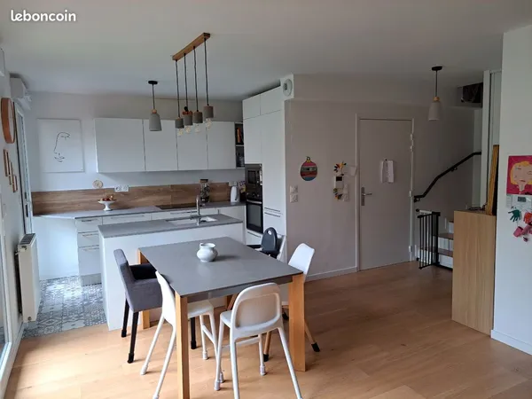 Duplex avec jardin sans vis a vis
