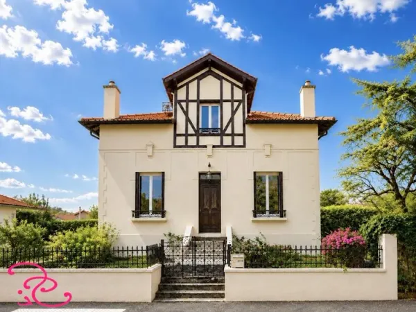 Maison 8 pièces 130 m²