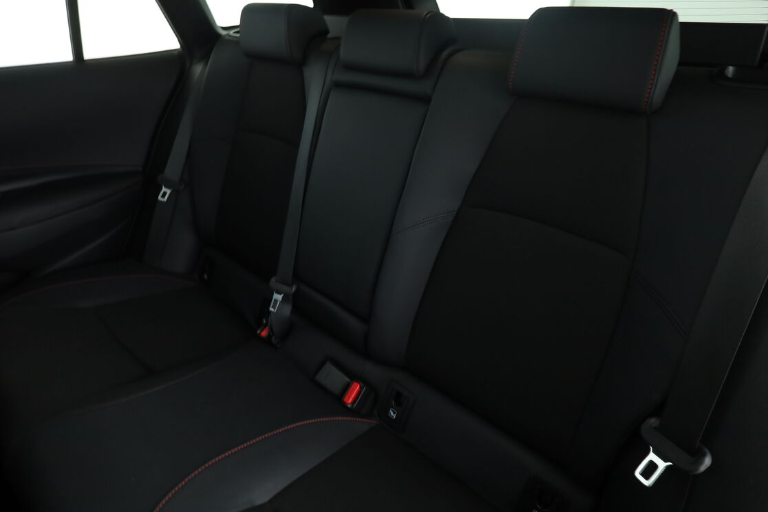 Toyota Corolla Touring Sports 2.0 Hybride GR Sport — photo 13