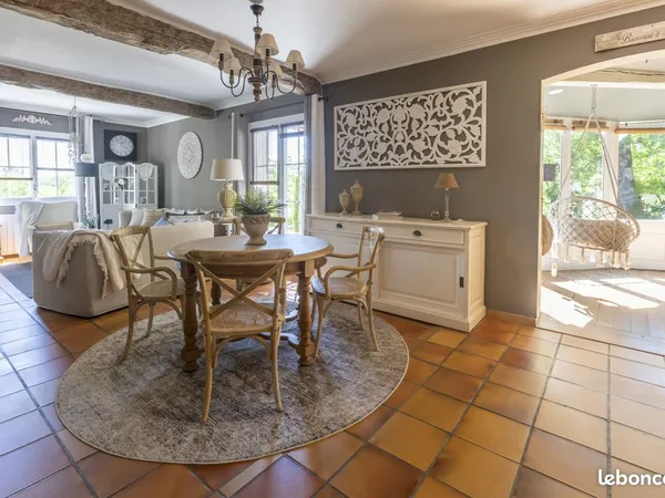 Maison 5 pièces 153 m²