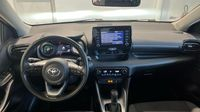 Toyota Yaris 116h Collection 5p — photo 11