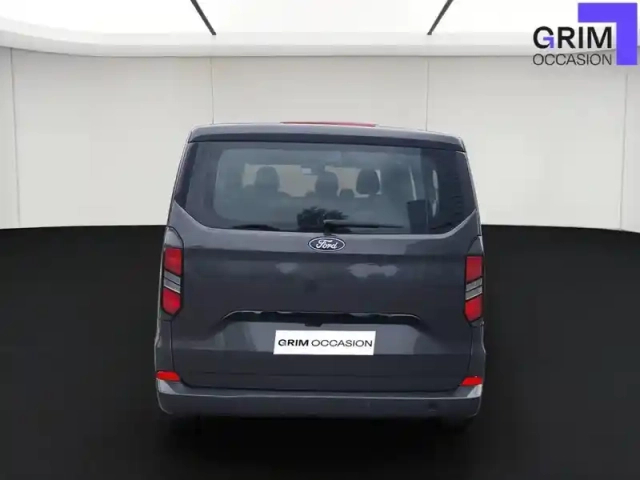 Ford Tourneo custom 320 l2h1 2.0 ecoblue 150 ch — photo 18