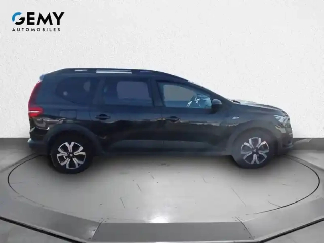 Dacia Jogger eco-g 100 7 places — photo 25