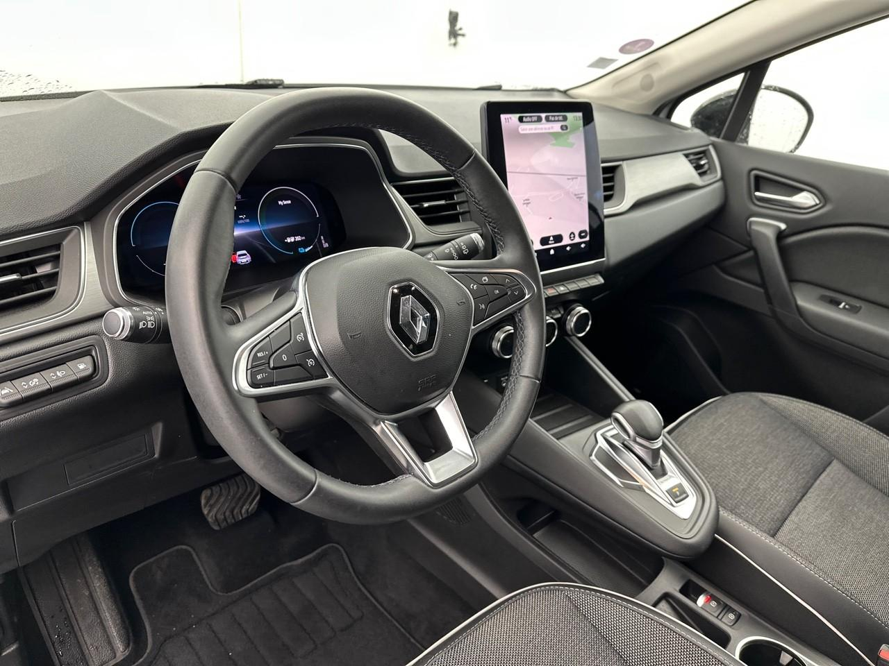 Renault Captur e-tech plug-in 160 intens — photo 9