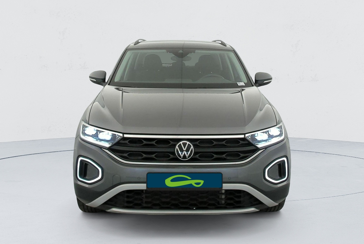 Volkswagen T-Roc — photo 8