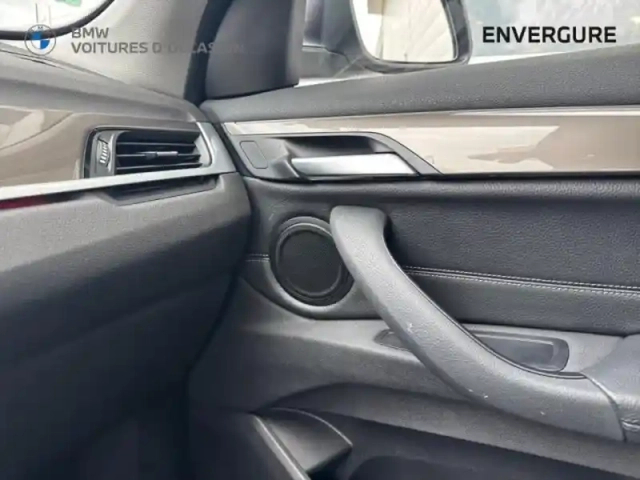 Bmw X1 sdrive18da 150ch xline — photo 14