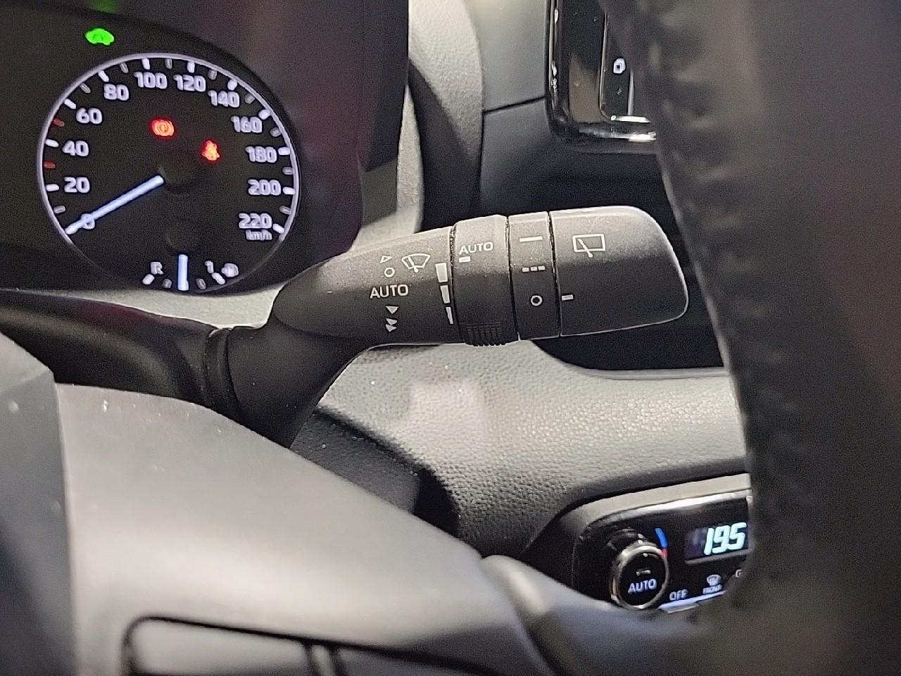 Mazda 2 2 hybrid 1.5l cvt 116 ch centre-line — photo 21
