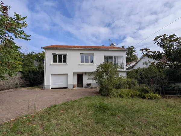 PAVILLON MACHECOUL Très bien situé Terrain 812 m2