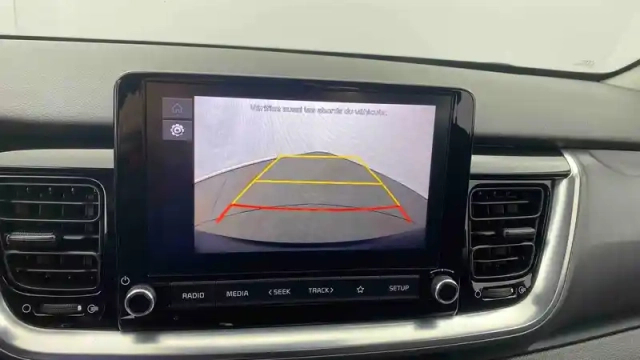 Kia Stonic 1.0 t-gdi 100 ch bvm6 — photo 19