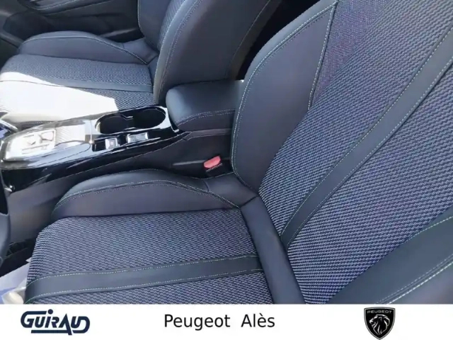 Peugeot 208 hybrid 110 e-dcs6 — photo 52
