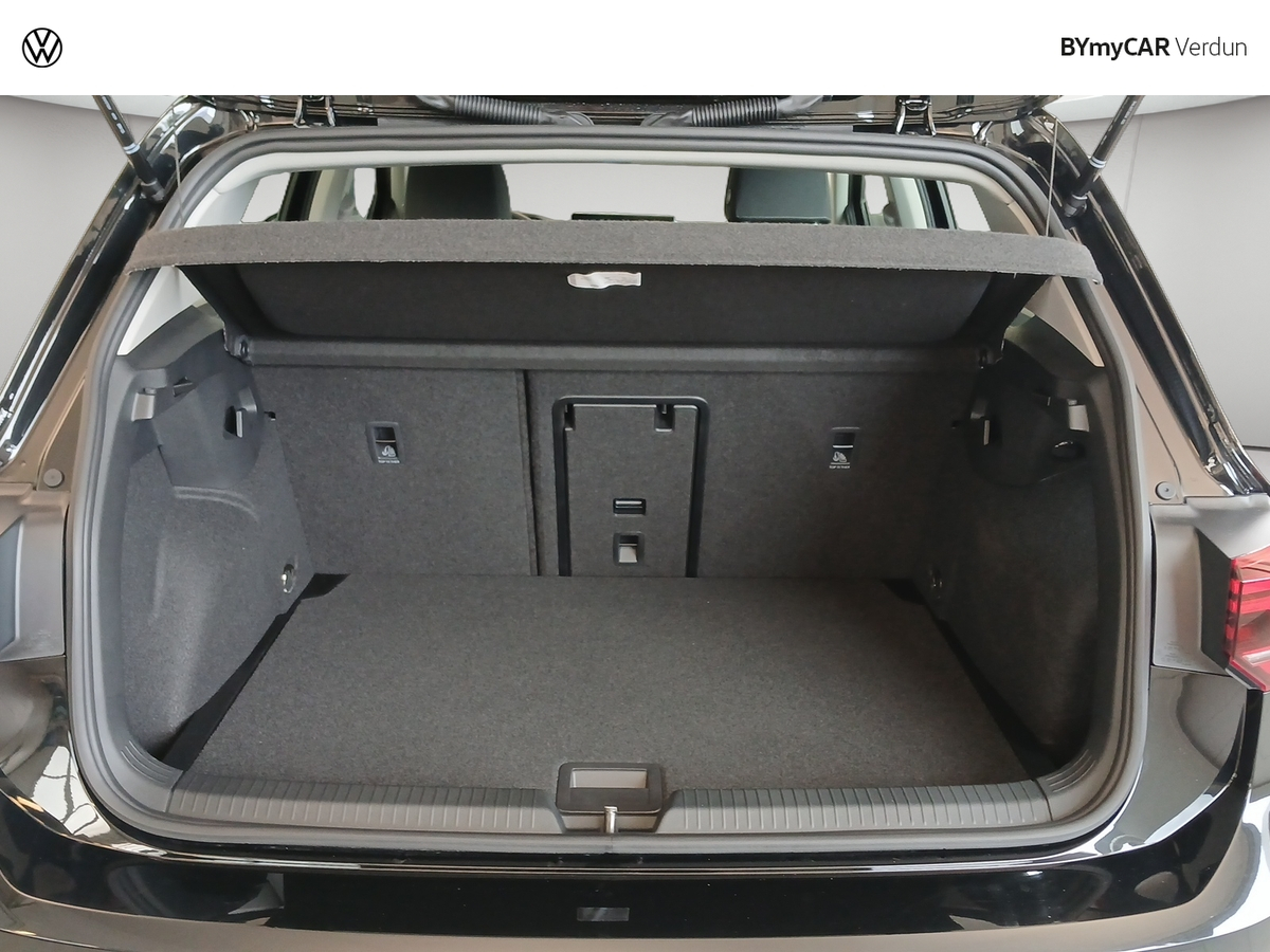 Volkswagen Golf 1.5 TSI EVO2 116 BVM6 — photo 17