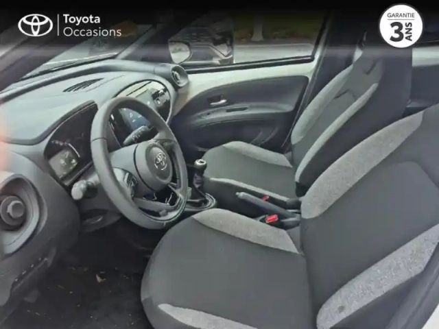 Toyota Aygo X 1.0 vvt-i 72ch dynamic my24 — photo 13