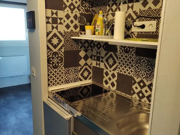 Studio 16 m2 rénové et ensoleillé
