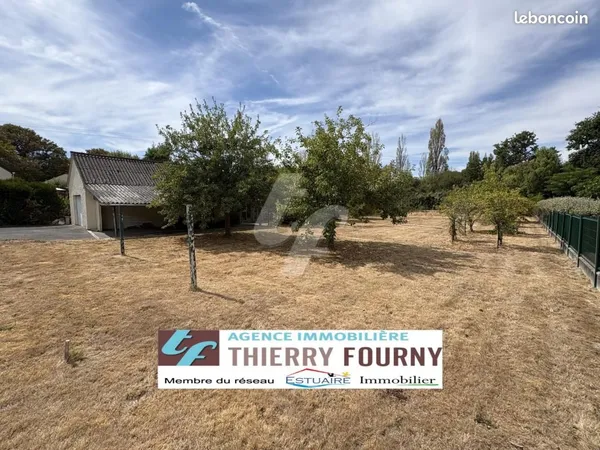 Terrain 1 939 m² Treillieres