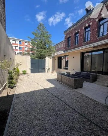 Maison 9 pièces 182 m²