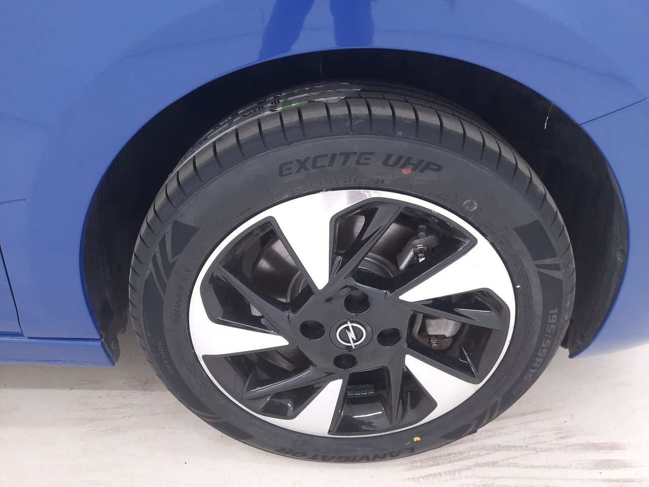 Opel Corsa — photo 15