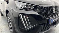 Peugeot 2008 1.2 Hybrid 145ch Style e-DCS6 — photo 32