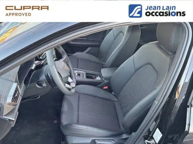 Cupra Leon sportstourer 1.5 etsi hybrid 150 ch dsg7 — photo 45