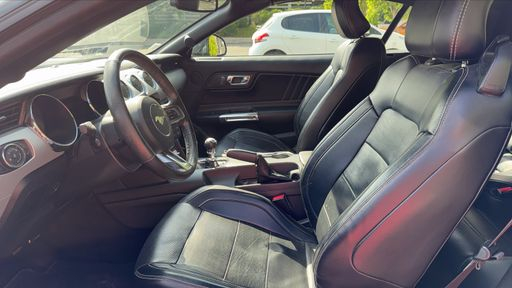 Ford Mustang Cabriolet 2.3 Ecoboost 317 - . – 2015 – 63092 km – Essence – Boîte Manuelle — photo 23