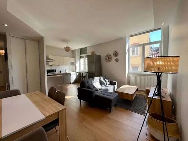 Appartement 5 pièces 80 m²