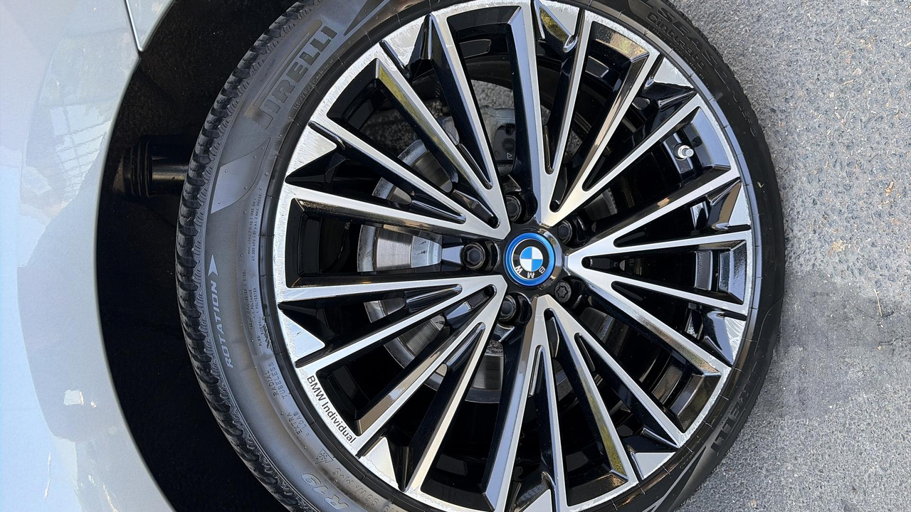BMW Active Tourer 225e xDrive 245 ch DKG7 — photo 31