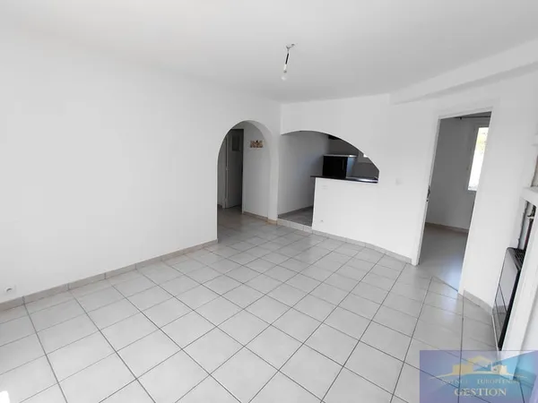 Appartement de type 2 avec balcon