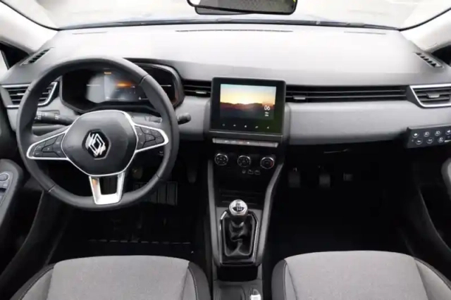 Renault Clio blue dci 100 — photo 9