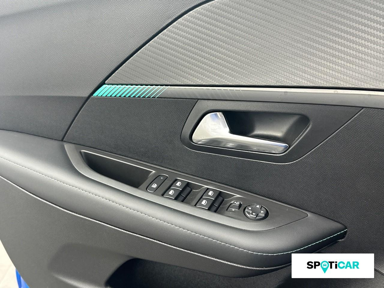 Peugeot 208 1.2 puretech 100ch s&s allure — photo 19