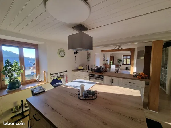 Maison 12 pièces 210 m²