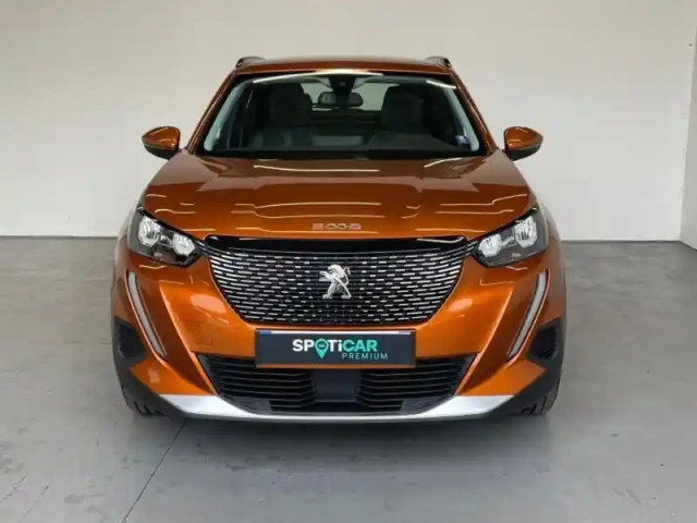 Peugeot 2008 1.2 puretech 100ch s&amp;s allure 5cv — photo 2