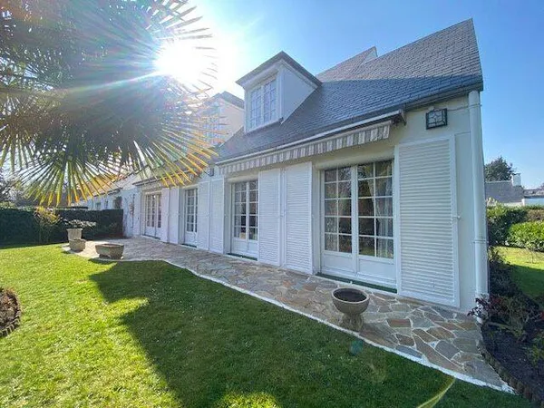 Maison 8 pièces 170 m²