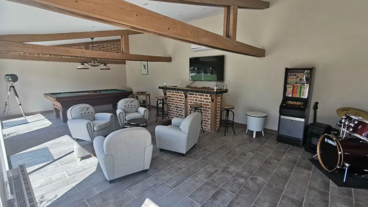 Photo 11