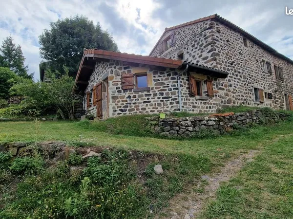 Gîte 10 pièces 200 m²