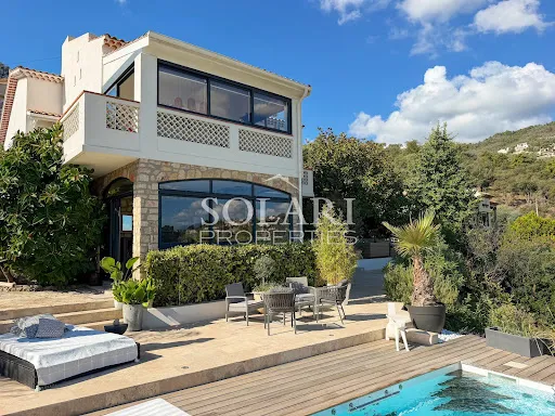 Villa 7 pièces 175 m²