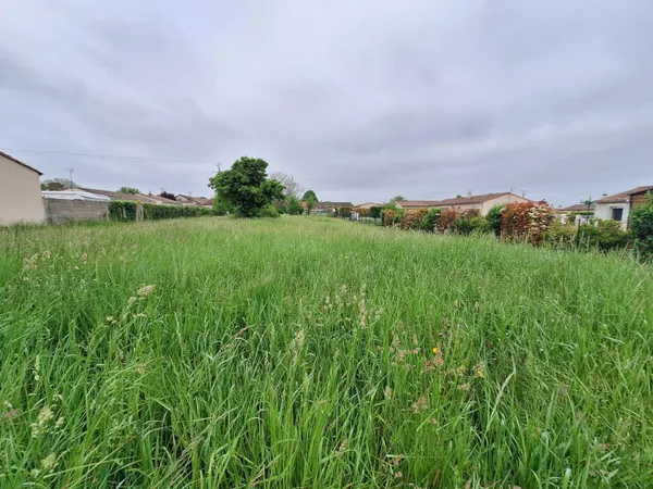 Terrain 1669 m²