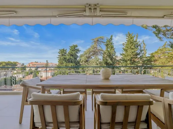 Appartement 3 pièces 87 m²